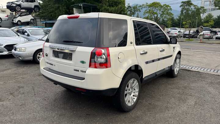 Land Rover Freelander 2010 — 5