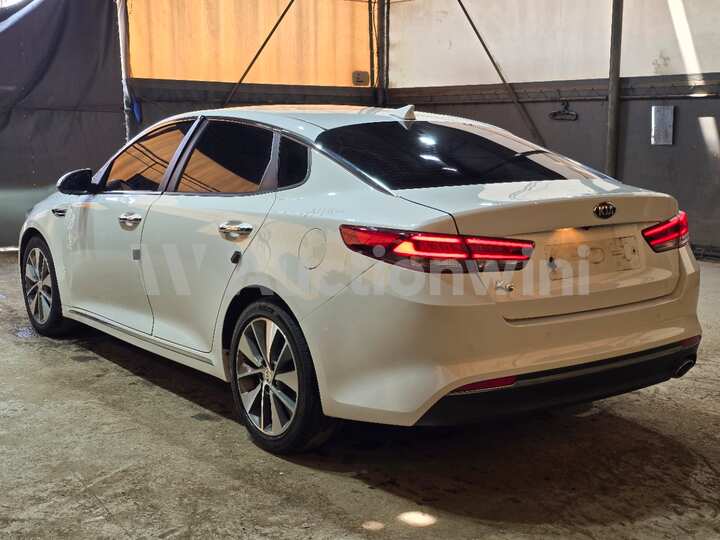 Kia K5 2nd Gen 2017 — 3