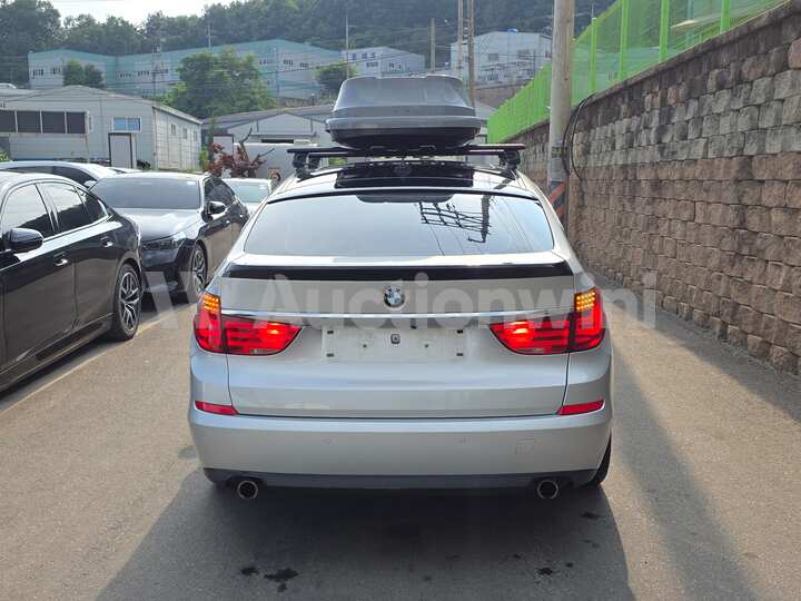 BMW 5 Series (F10) 2010 — 5