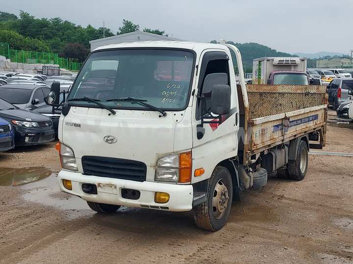 Hyundai Mighty 2016 — 2