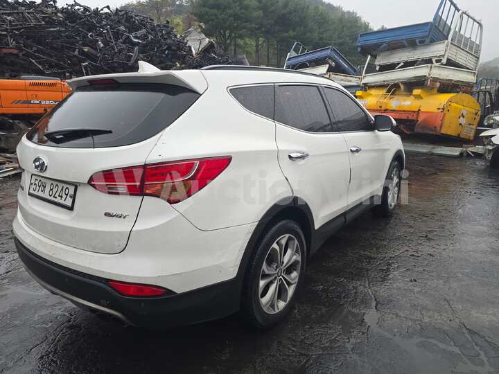 Hyundai SantaFe 2015 — 4