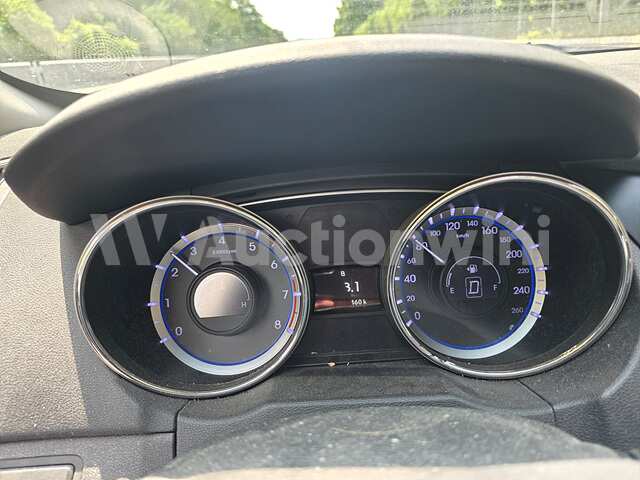 Hyundai YF Sonata 2014 — 2