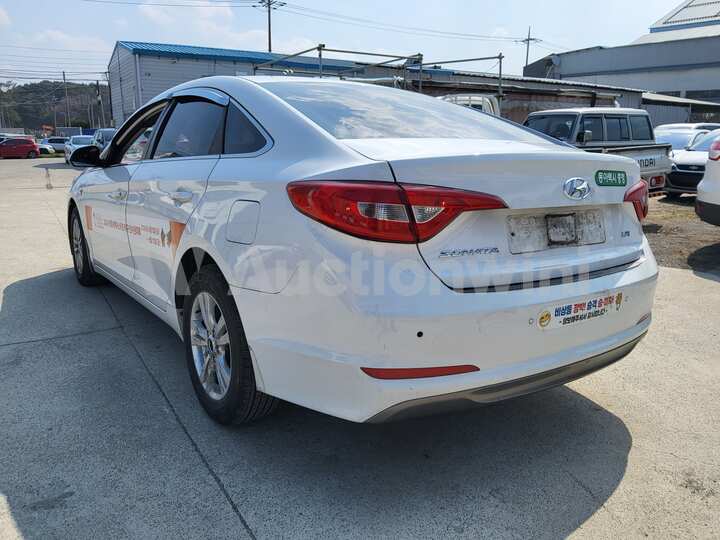 Hyundai LF Sonata 2018 — 4