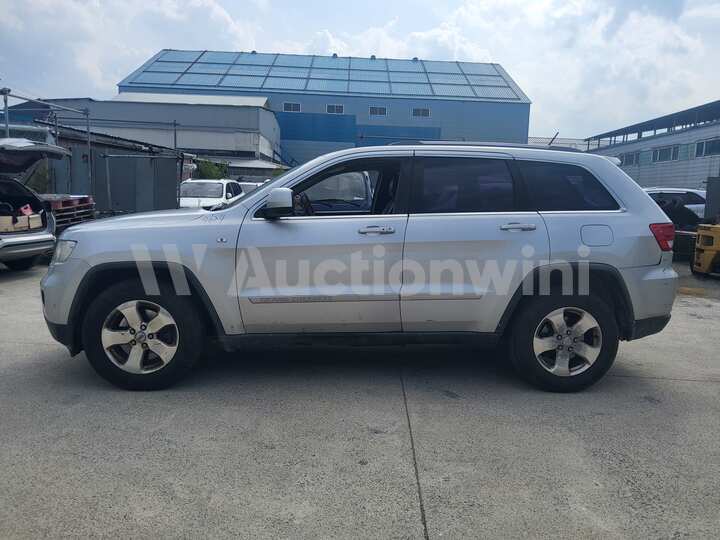 Jeep Grand Cherokee 2011 — 3