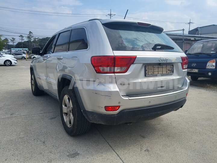 Jeep Grand Cherokee 2011 — 4
