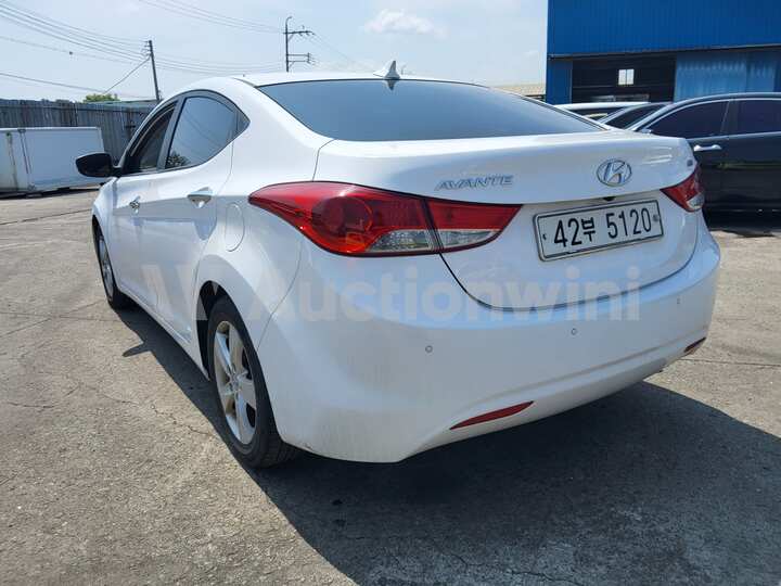 Hyundai Avante MD 2014 — 4