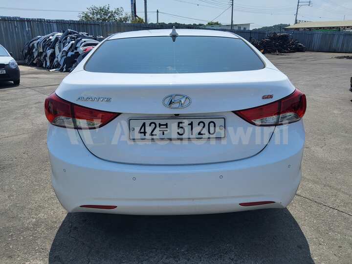 Hyundai Avante MD 2014 — 5