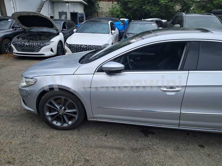 Volkswagen CC 2010 — 2