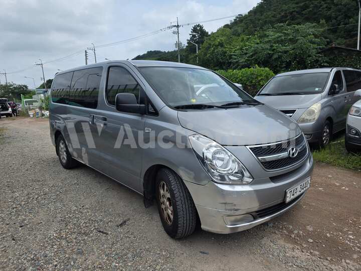 Hyundai Grand Starex 2011 — 2