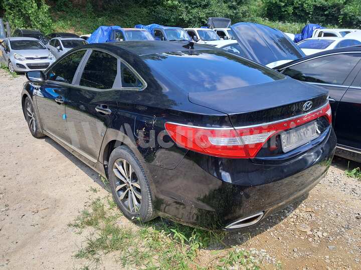 Hyundai Grandeur HG 2011 — 3