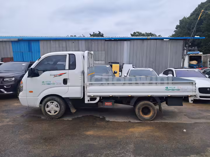 Kia Bongo3 King Cab 2011 — 2