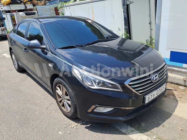 Hyundai LF Sonata 2015 — 2
