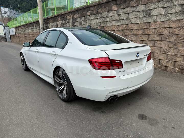 BMW 5 Series (F10) 2013 — 4
