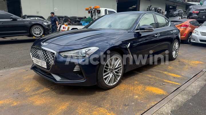 Genesis G70 2018 — 2