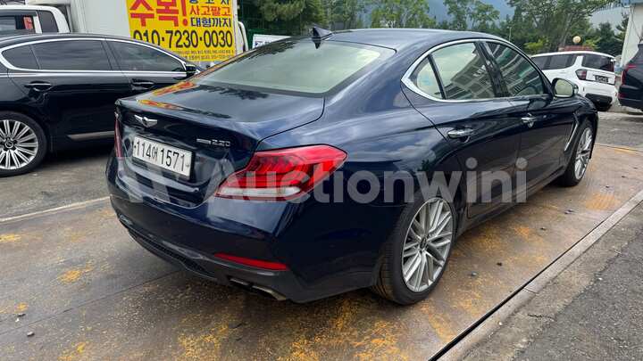 Genesis G70 2018 — 5
