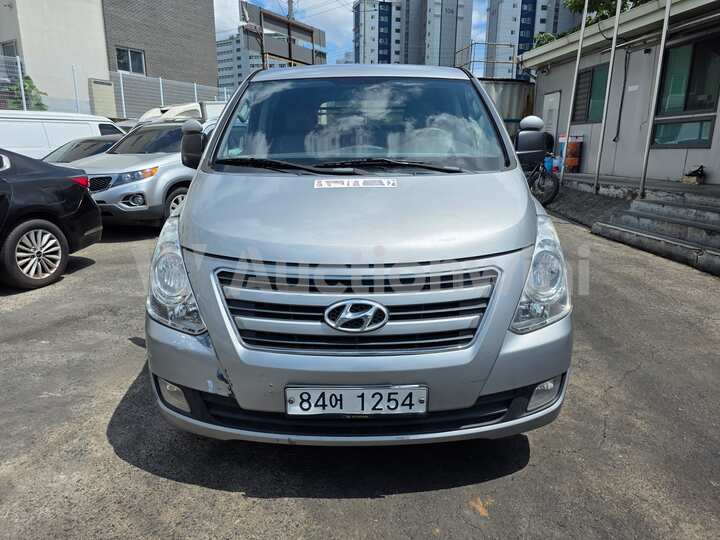 Hyundai Grand Starex 2017 — 2