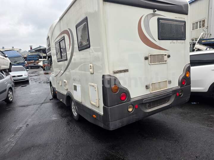 Hyundai CAMPING CAR 2011 — 5