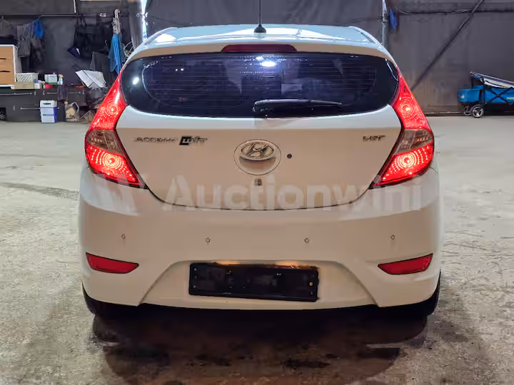 Hyundai Accent(New) 2012 — 4