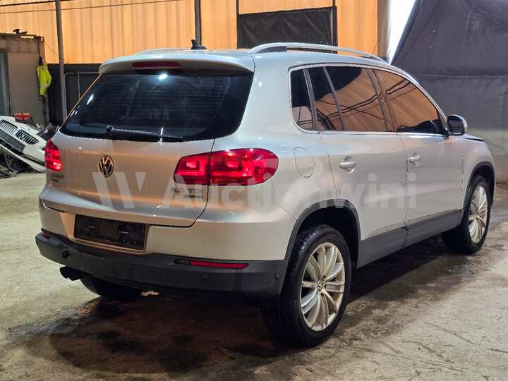 Volkswagen New Tiguan 2012 — 5