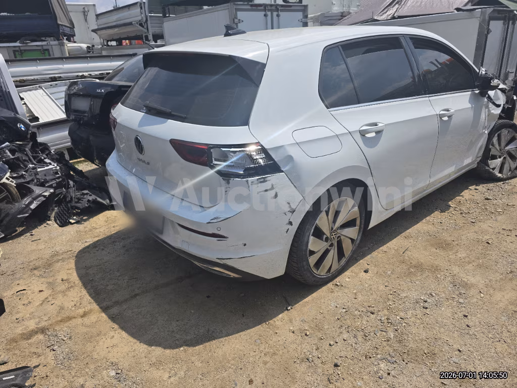 Volkswagen Golf 2022 — 3