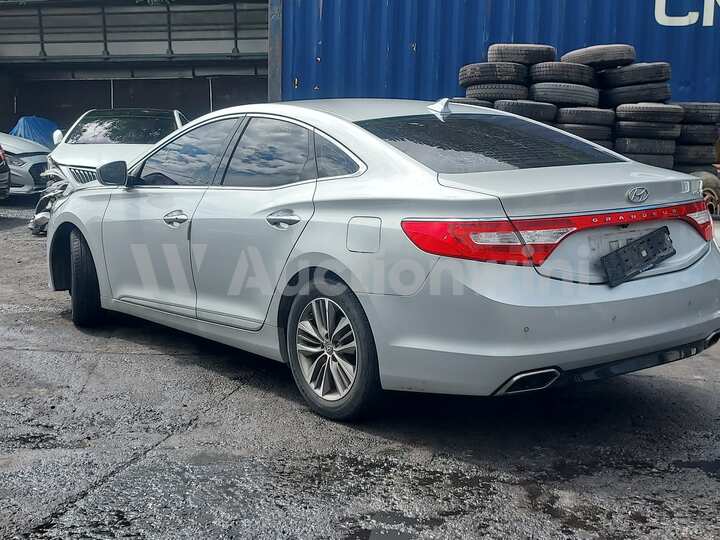 Hyundai Grandeur HG 2016 — 3