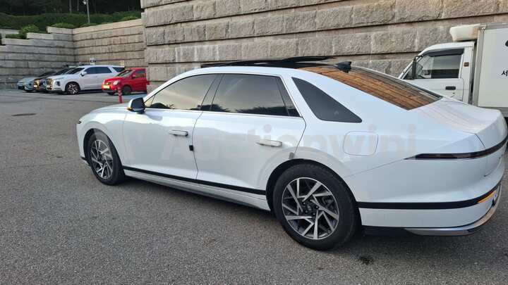Hyundai Grandeur(GN7) 2023 — 5