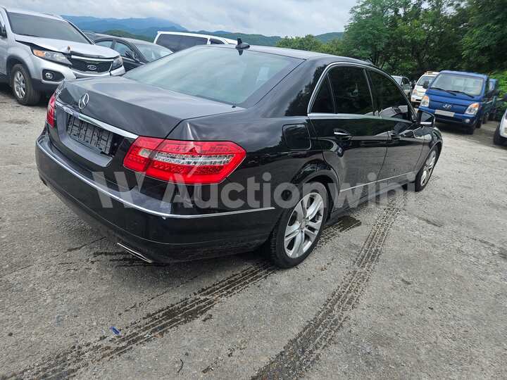 Mercedes Benz E Class 2013 — 4