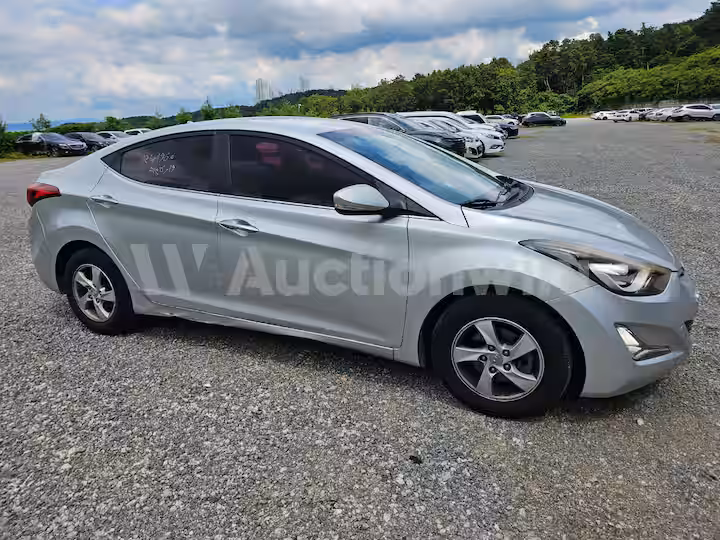 Hyundai The New Avante 2014 — 3