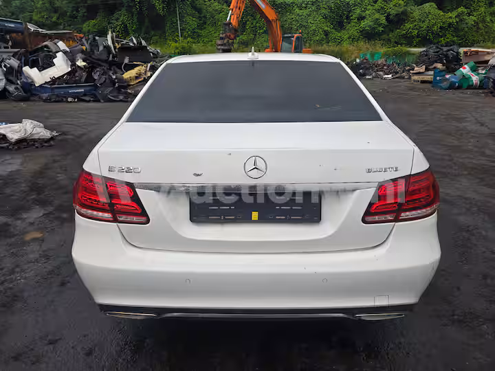 Mercedes Benz E Class W212 2016 — 5