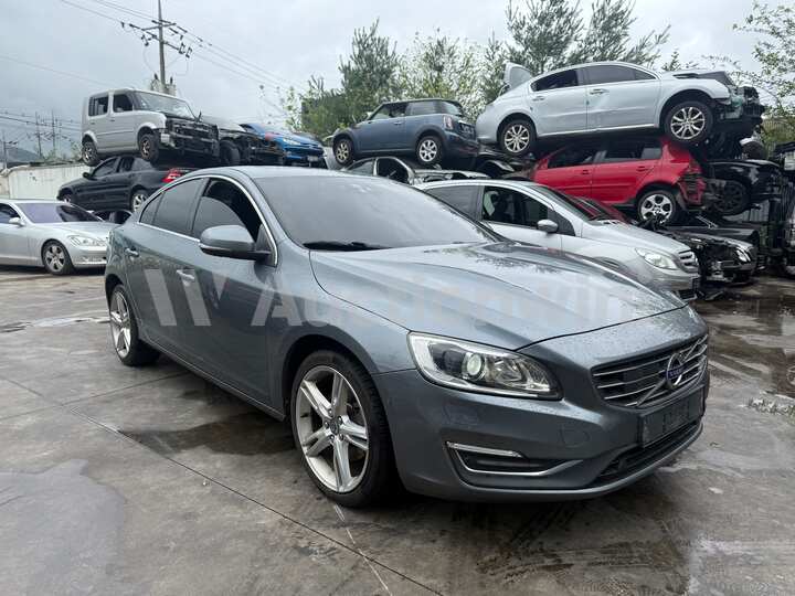 Volvo S60 2017 — 4