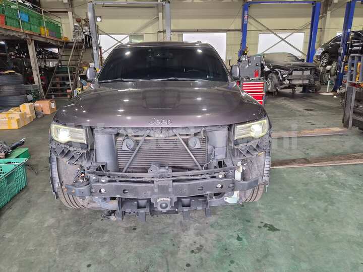 Jeep Grand Cherokee 2015 — 2