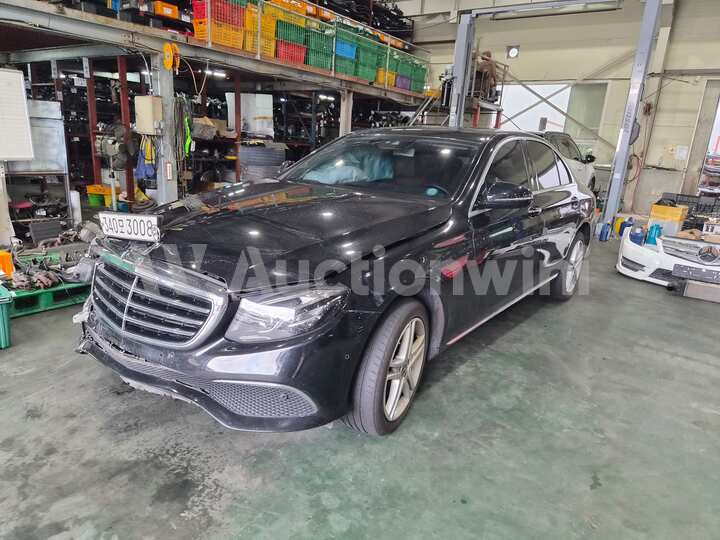 Mercedes Benz E Class W213 2019 — 3