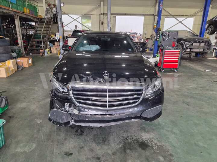 Mercedes Benz E Class W213 2019 — 5