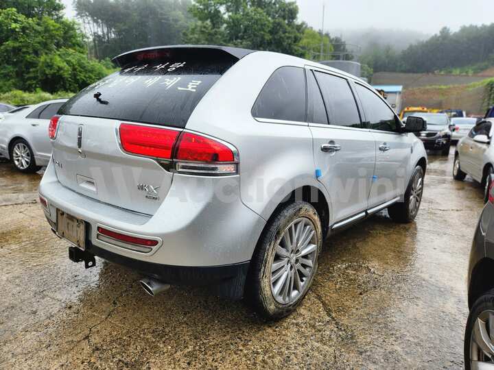 Lincoln MKX 2011 — 4