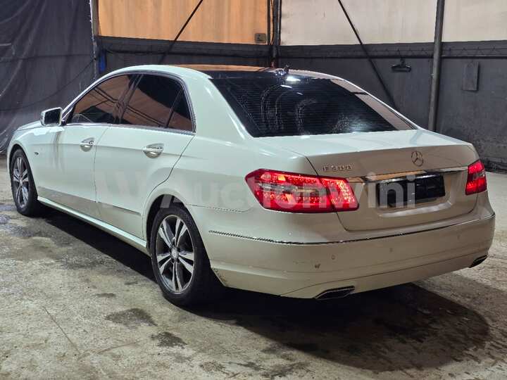 Mercedes Benz E Class W212 2012 — 3