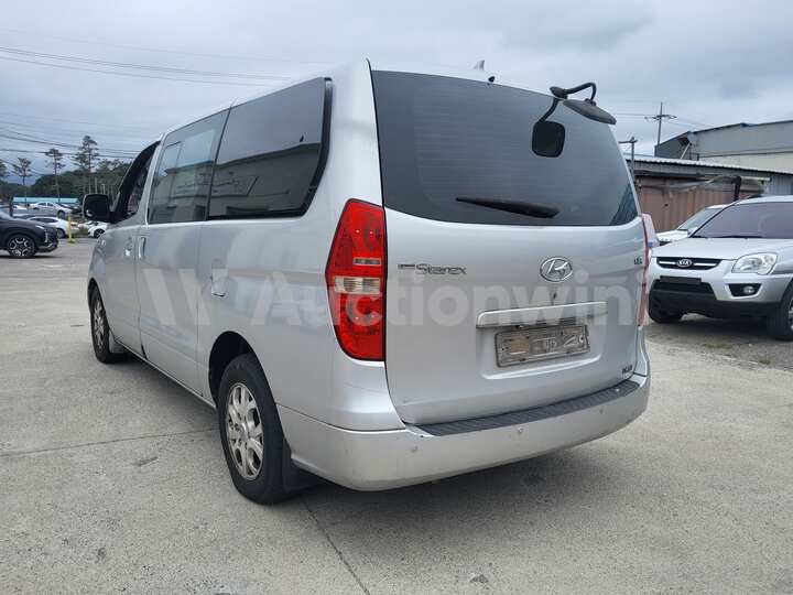 Hyundai Grand Starex 2010 — 3