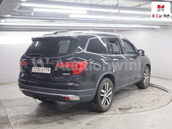 Honda Pilot 3th Gen  2017 — 2
