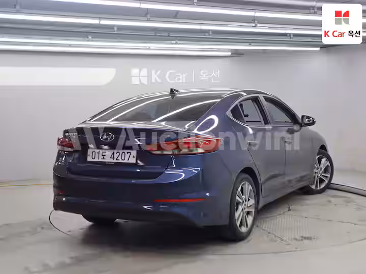 Hyundai Avante AD 2018 — 2