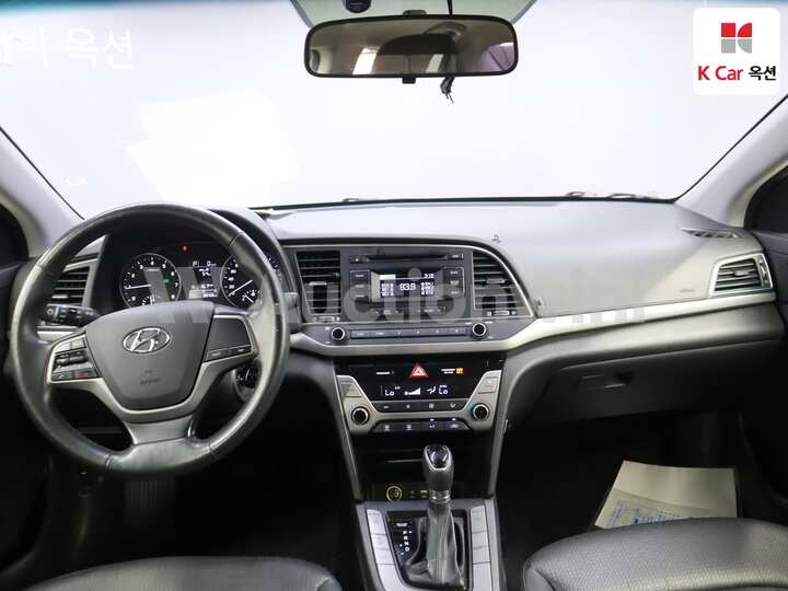 Hyundai Avante AD 2016 — 3