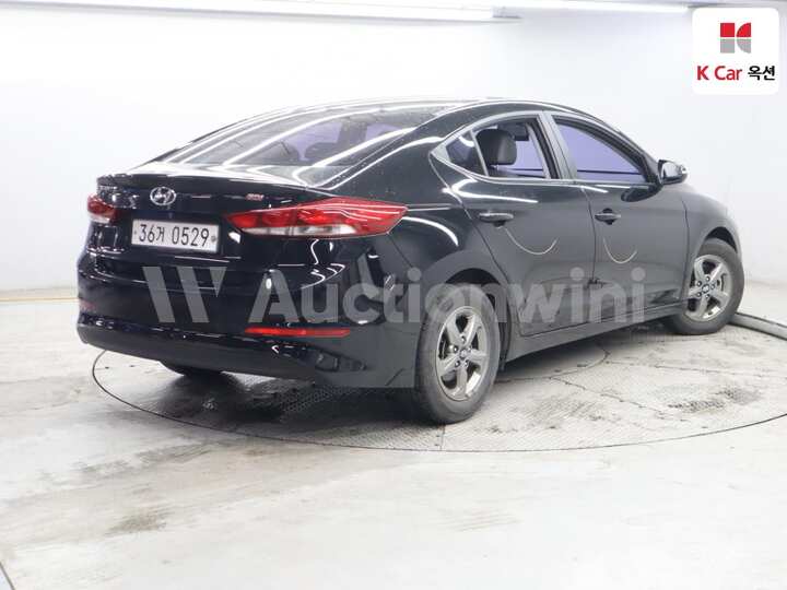 Hyundai Avante AD 2016 — 2