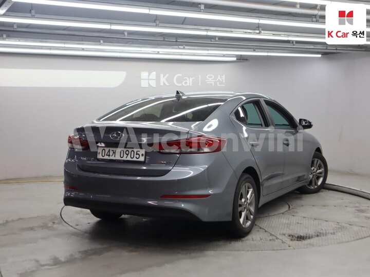 Hyundai Avante AD 2016 — 2