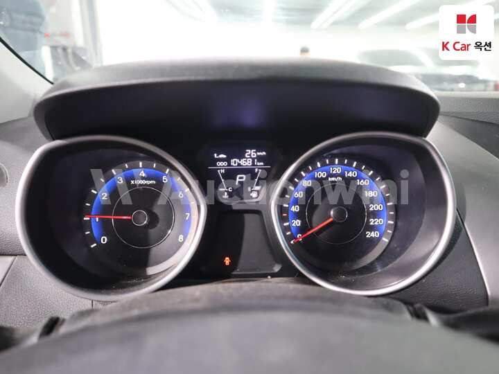 Hyundai Avante MD 2011 — 5