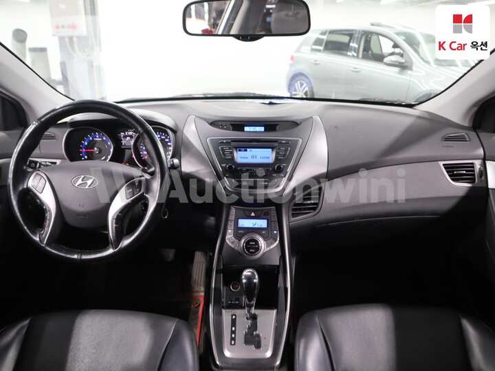 Hyundai Avante MD 2013 — 3