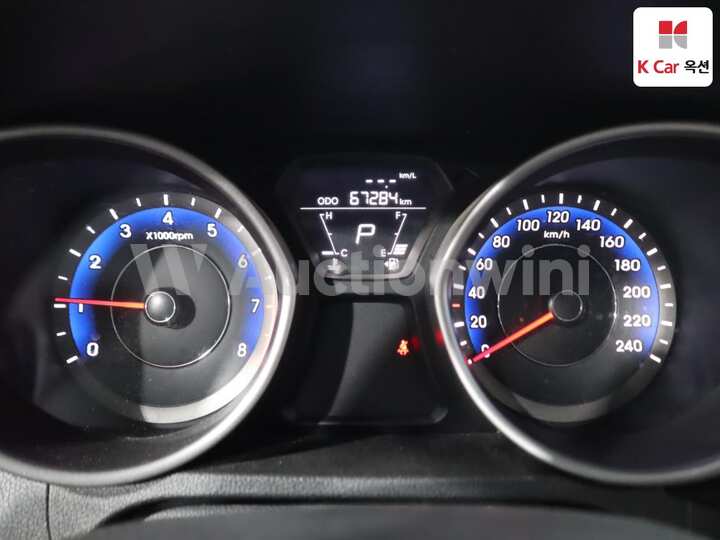 Hyundai Avante MD 2013 — 5