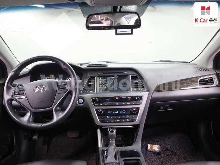 Hyundai LF Sonata 2017 — 3