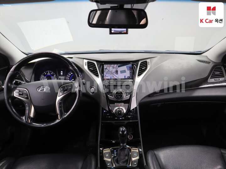 Hyundai Grandeur HG 2012 — 3