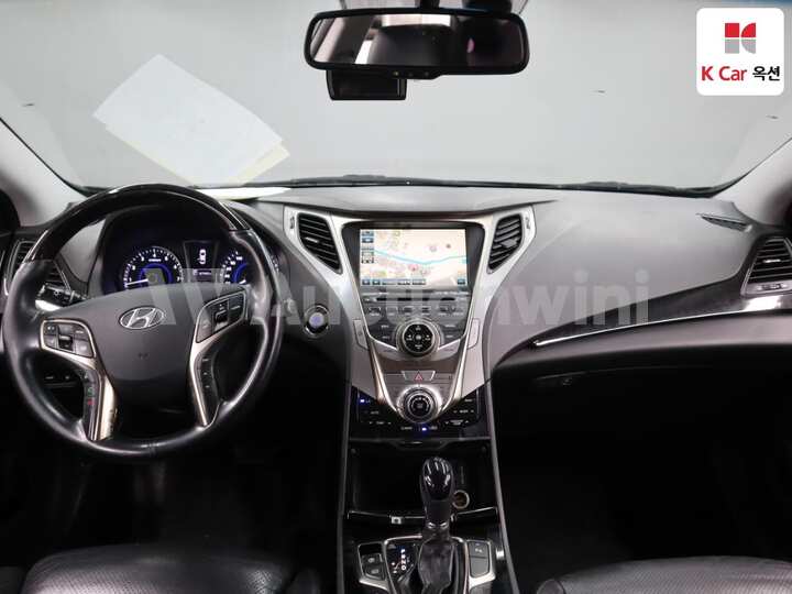 Hyundai Grandeur HG 2011 — 3