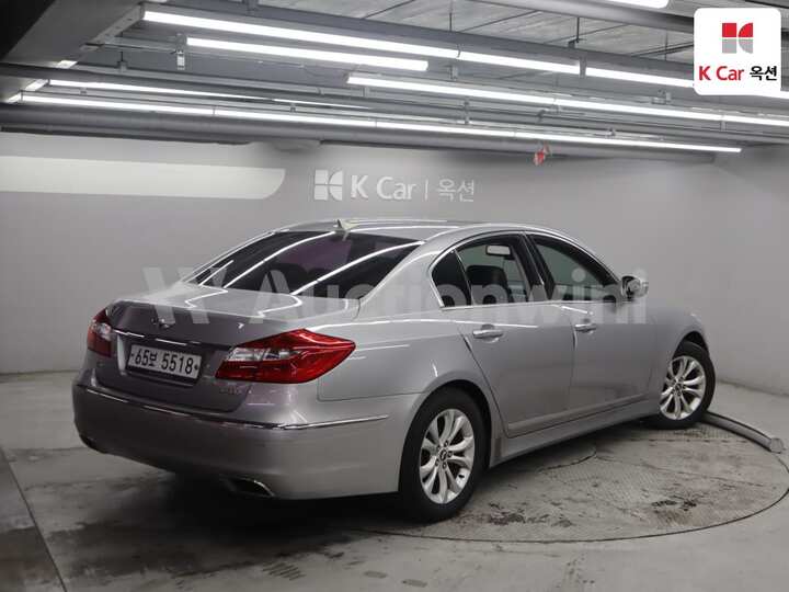 Hyundai Genesis 2012 — 2