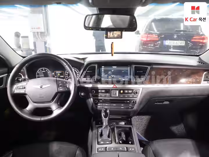 Hyundai Genesis DH 2016 — 3