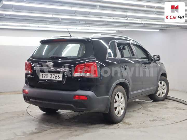 Kia Sorento R 2011 — 2